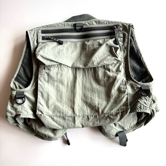 Simms VTG EUC Canada Made Guide Olive Nylon Mesh Vent Fly Fishing Vest XS / S - Picture 2 of 8